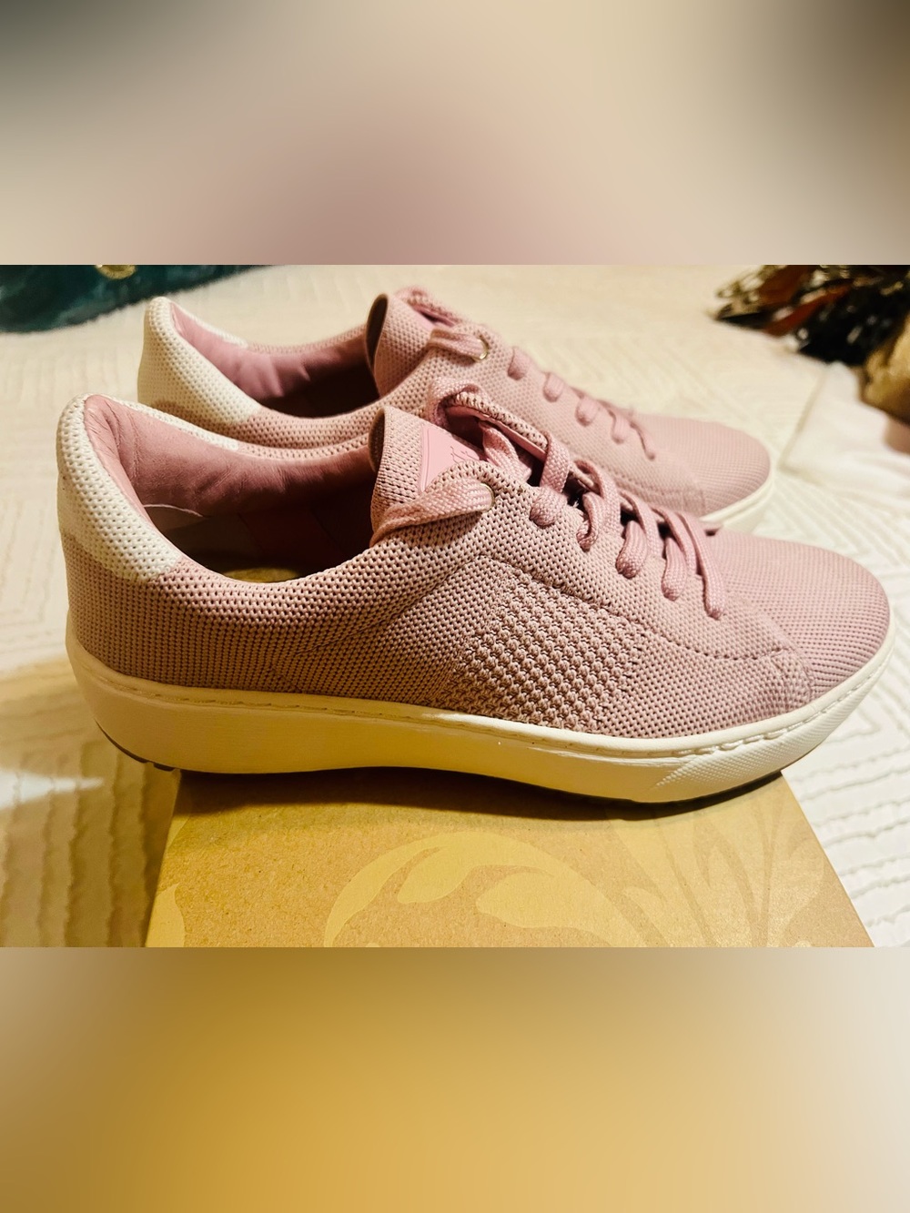 NWT Sofft Walyn Women's Lilac Knit Lace-Up Sneakers SZ 8.5